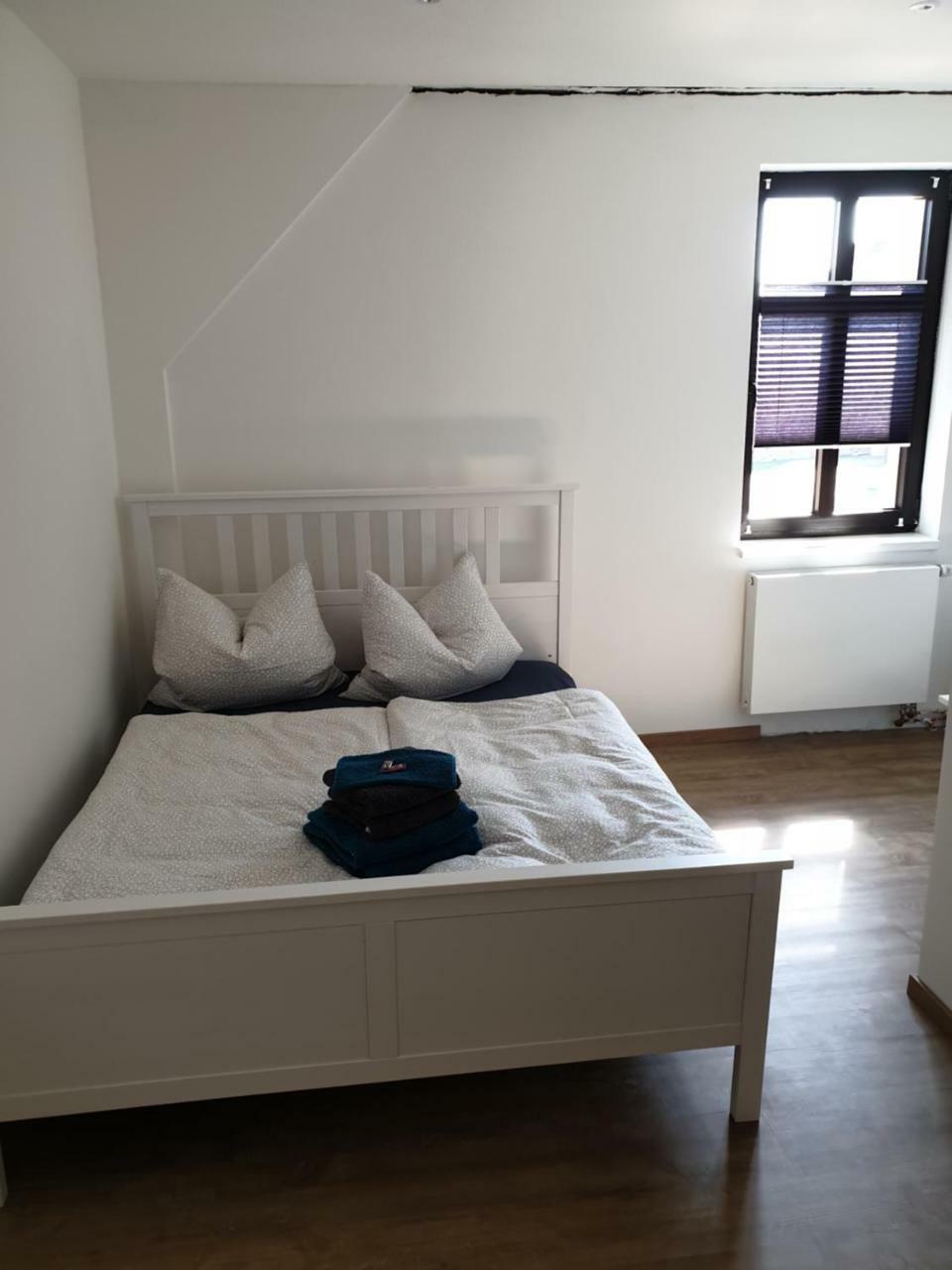 Turmklause Hotel Luckenwalde Bagian luar foto