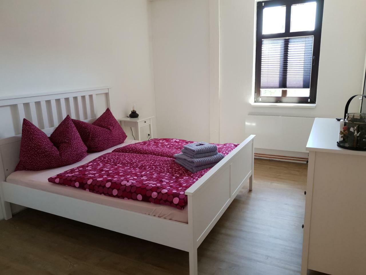 Turmklause Hotel Luckenwalde Bagian luar foto
