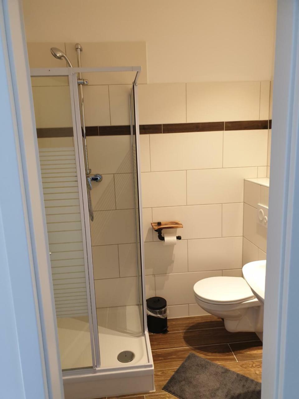 Turmklause Hotel Luckenwalde Bagian luar foto