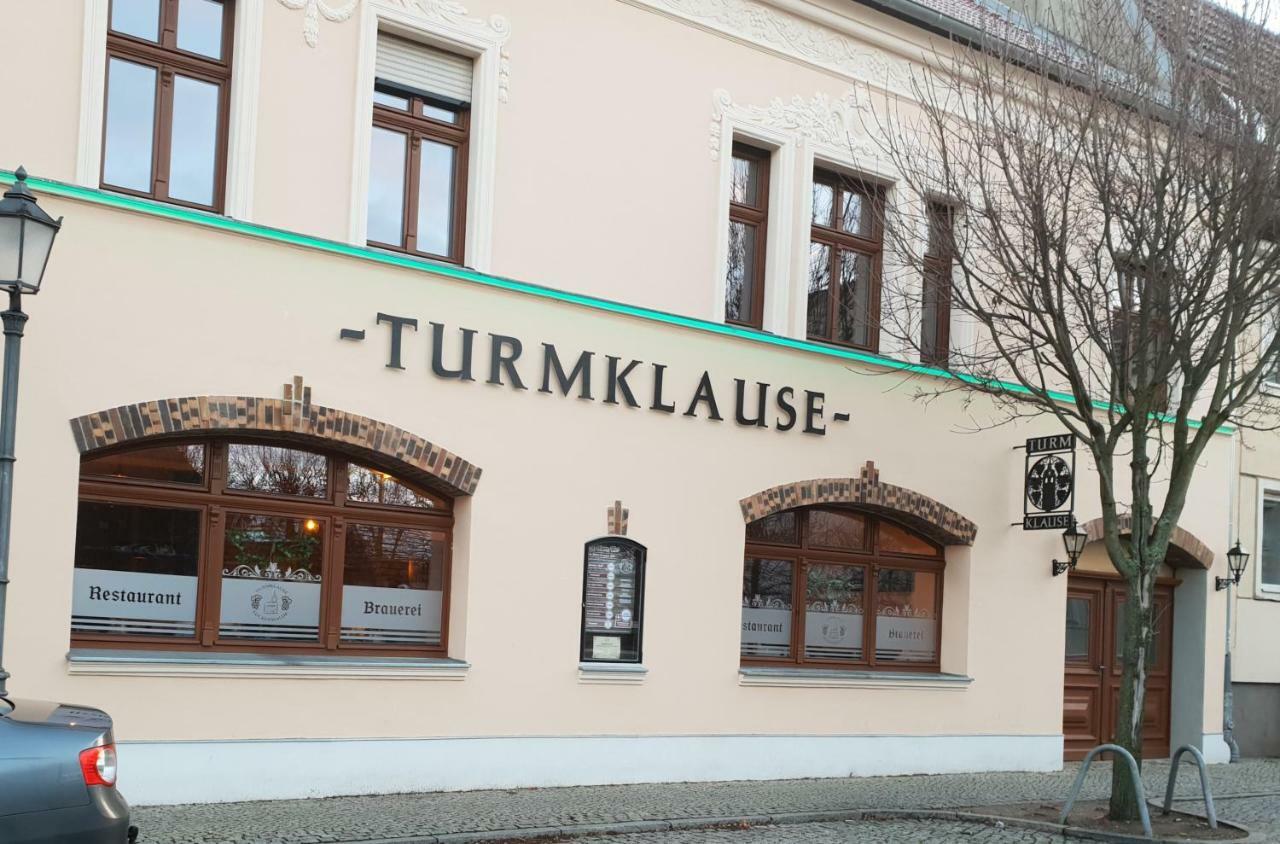 Turmklause Hotel Luckenwalde Bagian luar foto